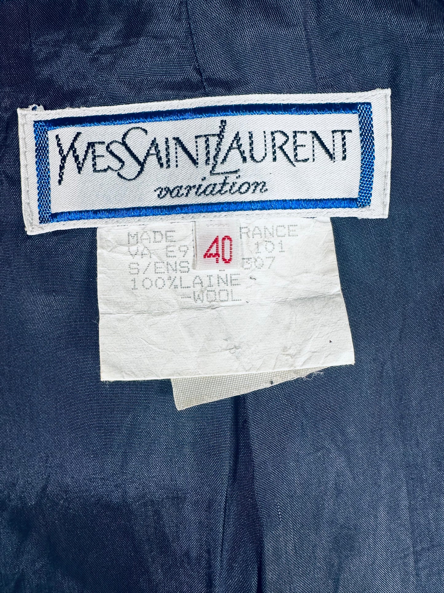 Blazer authentique Yves Saint Laurent Variation en laine bleu marine vintage