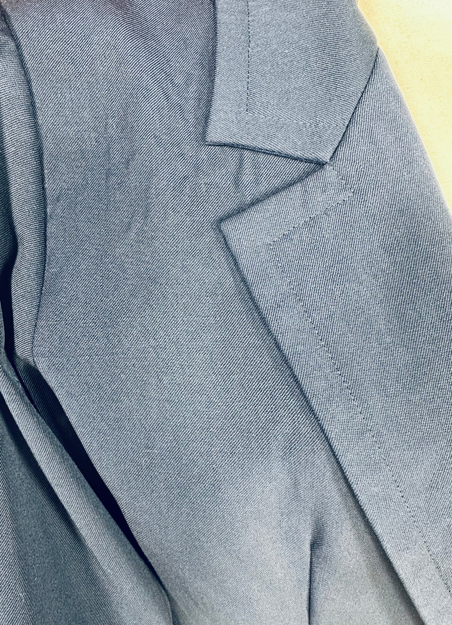 Blazer authentique Yves Saint Laurent Variation en laine bleu marine vintage