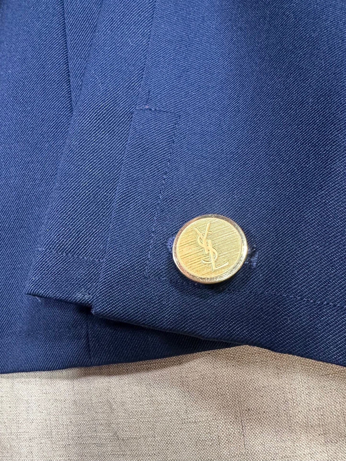 Blazer authentique Yves Saint Laurent Variation en laine bleu marine vintage