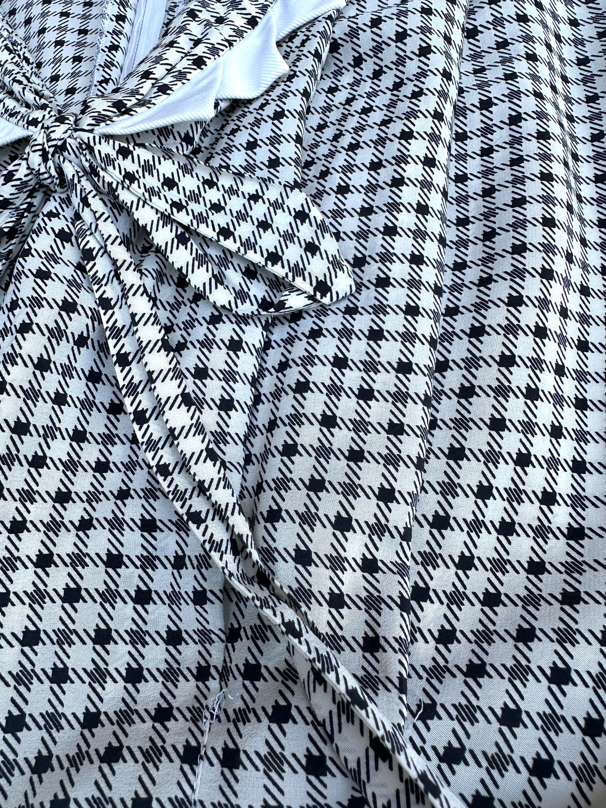 Robe Vintage Authentique Nina Ricci en Soie Blanche et Noire