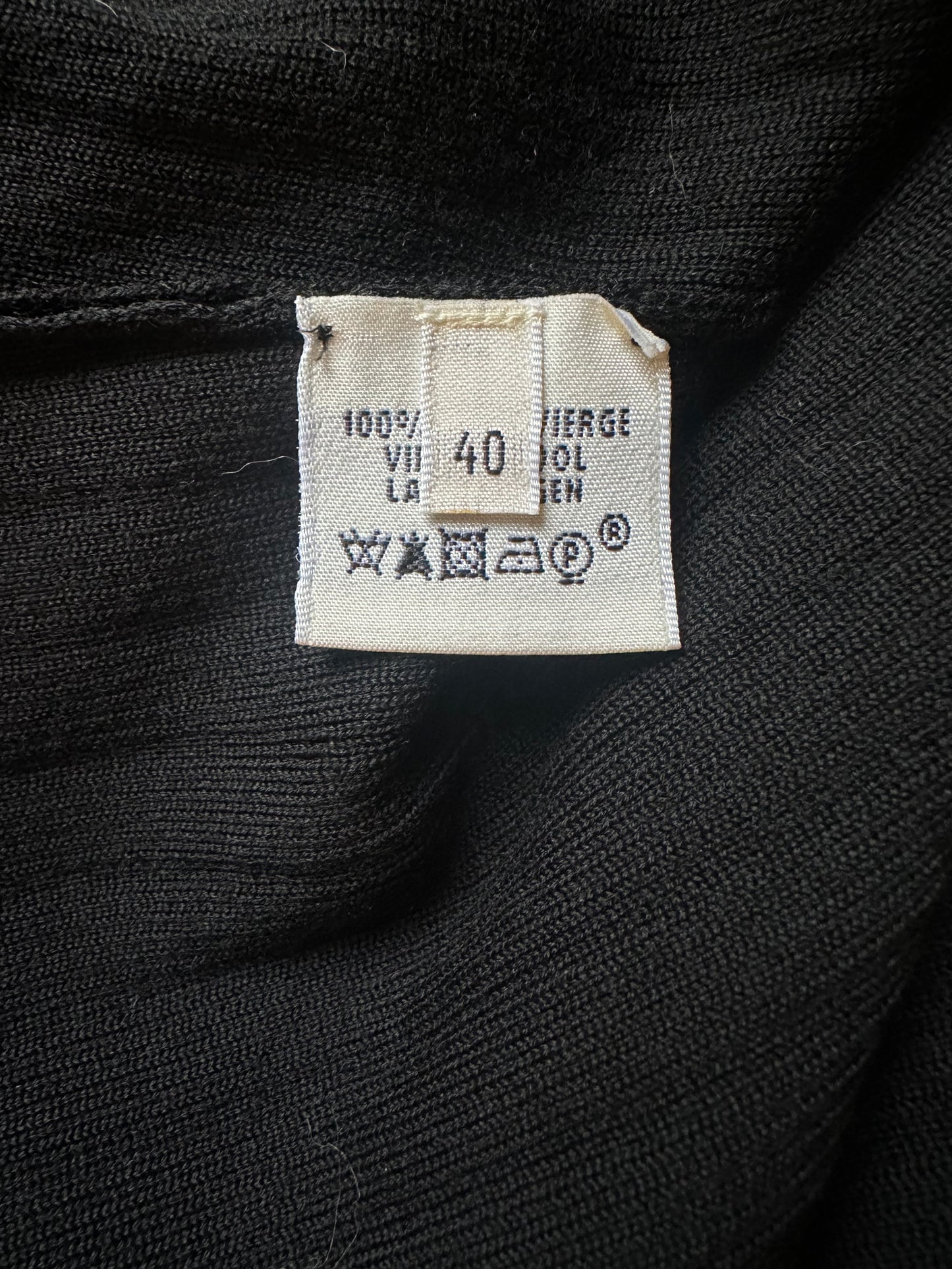 Élégante robe noire Hermès Paris en laine