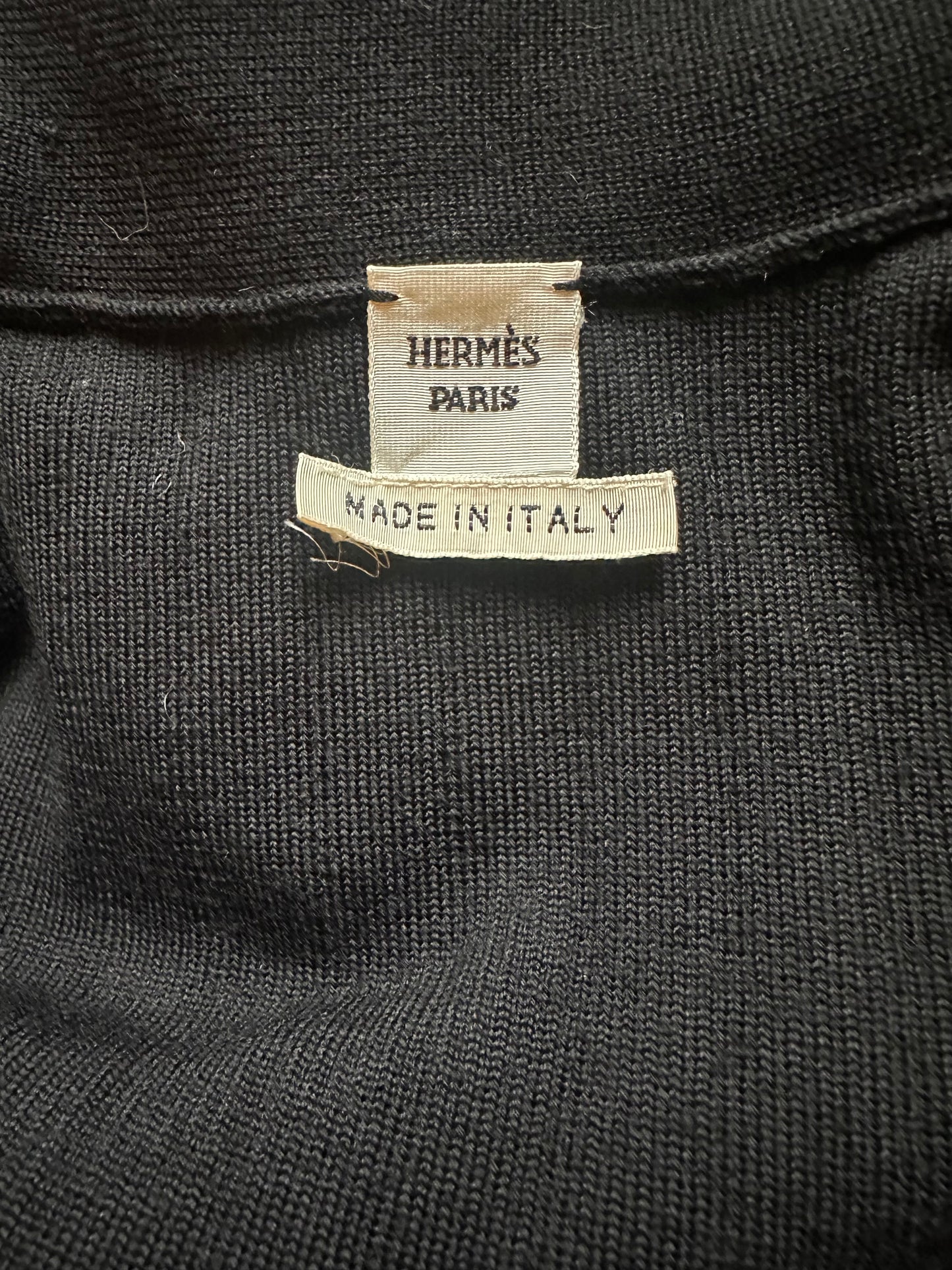Élégante robe noire Hermès Paris en laine