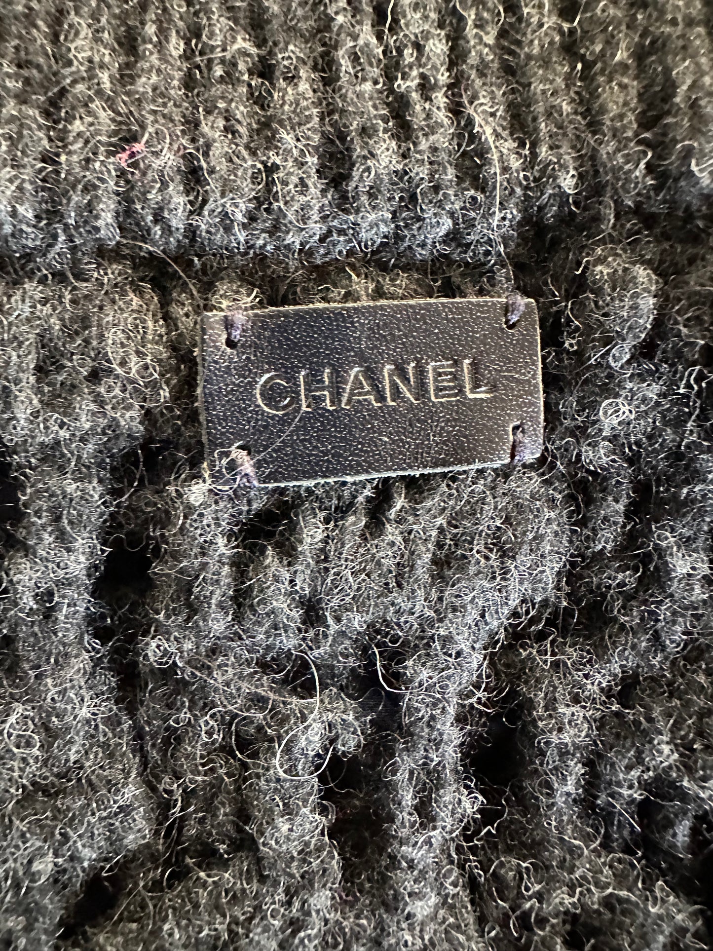 Jupe en maille Chanel authentique en laine gris anthracite