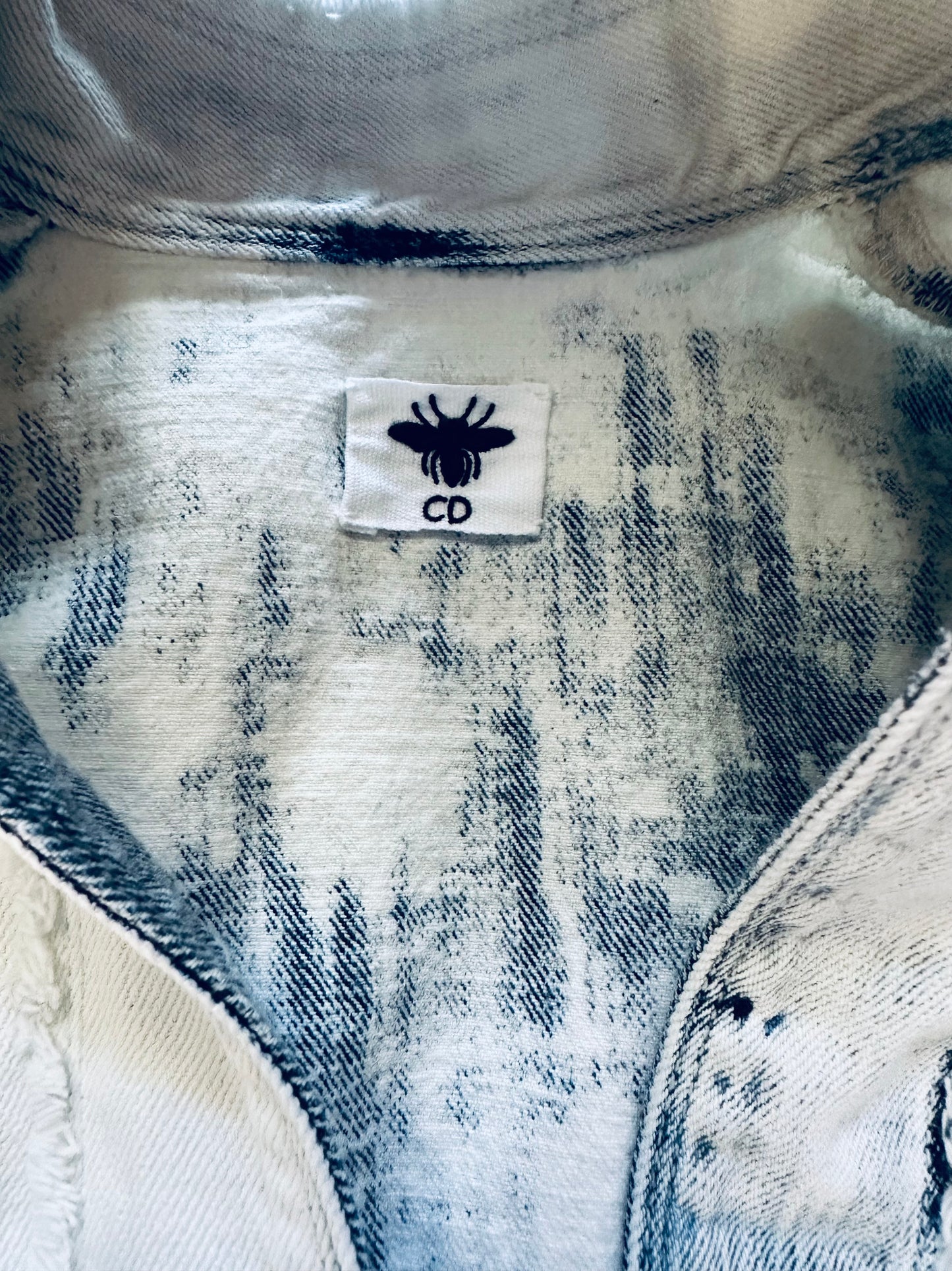 Robe Christian Dior en denim tie-dye bleu ceinturée  authentique