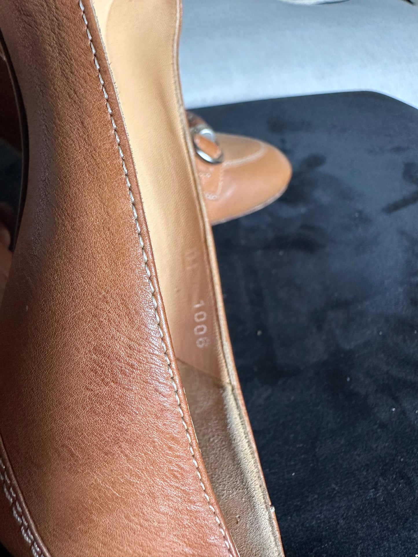 Escarpins en cuir camel Christian Dior authentique
