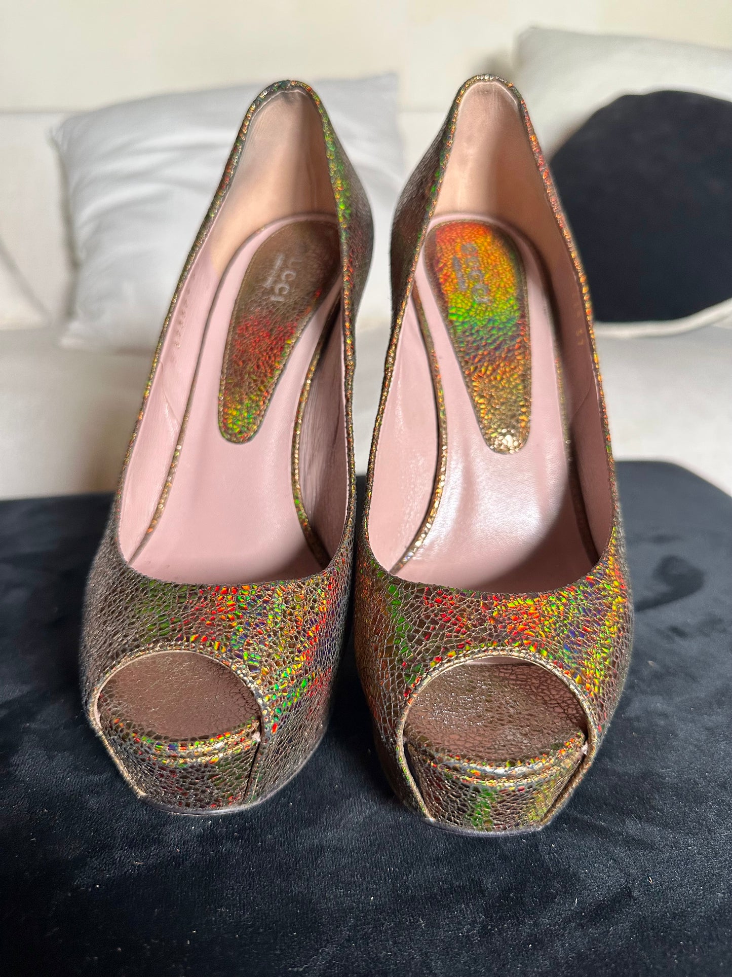 Escarpins à plateforme Gucci en cuir irisé holographique