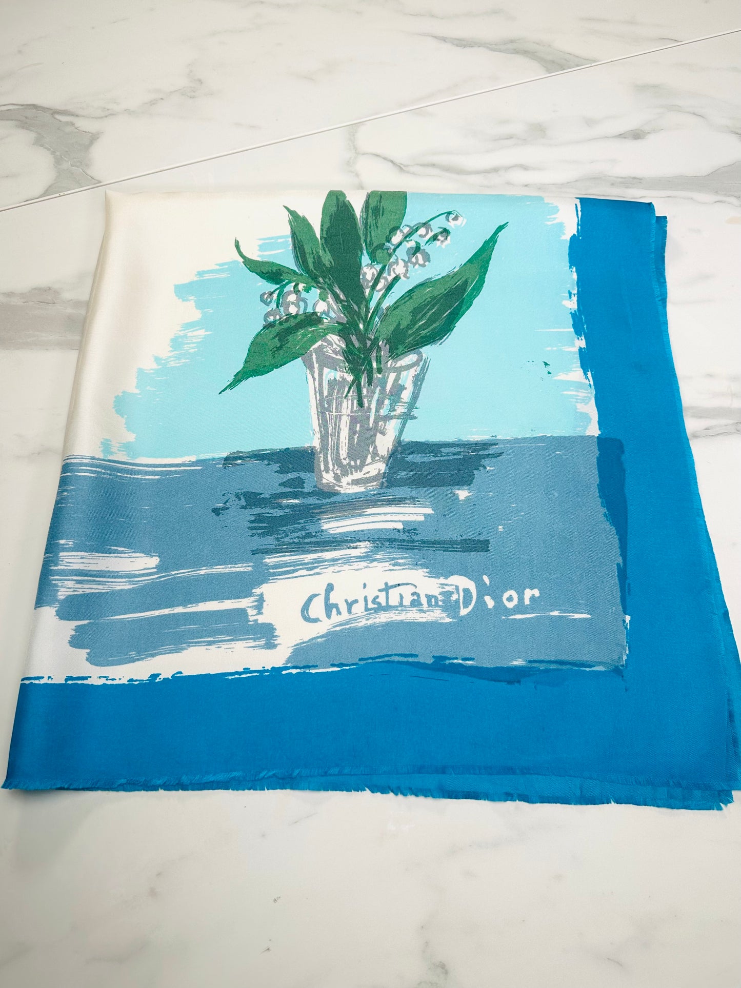 Carré soie Christian Dior ivoire bleu motif peinture artistique vase floral vintage authentique