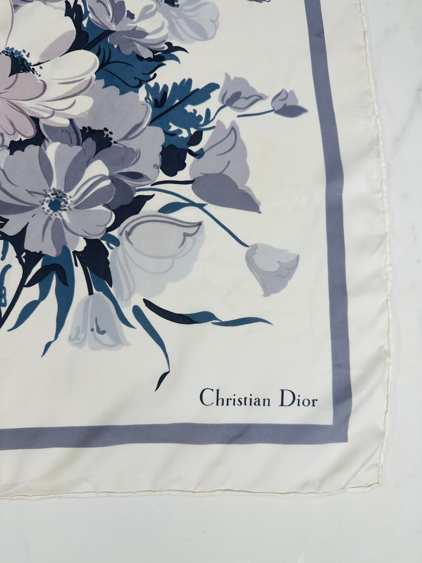 Carré en soie Christian Dior ivoire violette motif fleurs sauvages vintage authentique