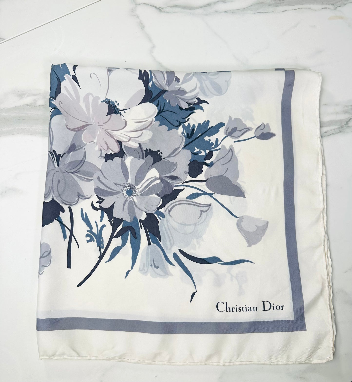 Carré en soie Christian Dior ivoire violette motif fleurs sauvages vintage authentique