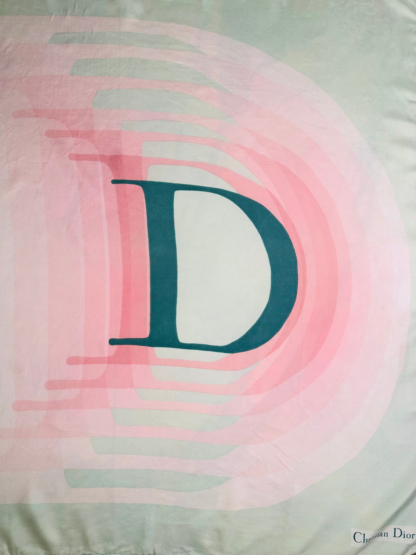 Carré en soie Christian Dior ivoire rose vert motif monogramme D graphique vintage authentique