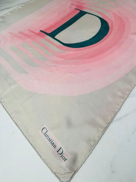 Carré en soie Christian Dior ivoire rose vert motif monogramme D graphique vintage authentique