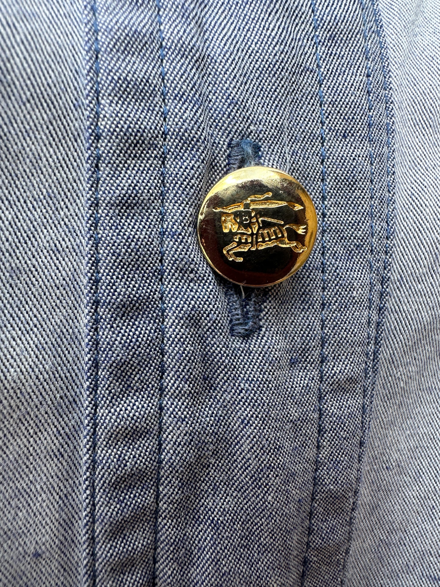 Robe en denim léger bleu clair Burberry vintage authentique