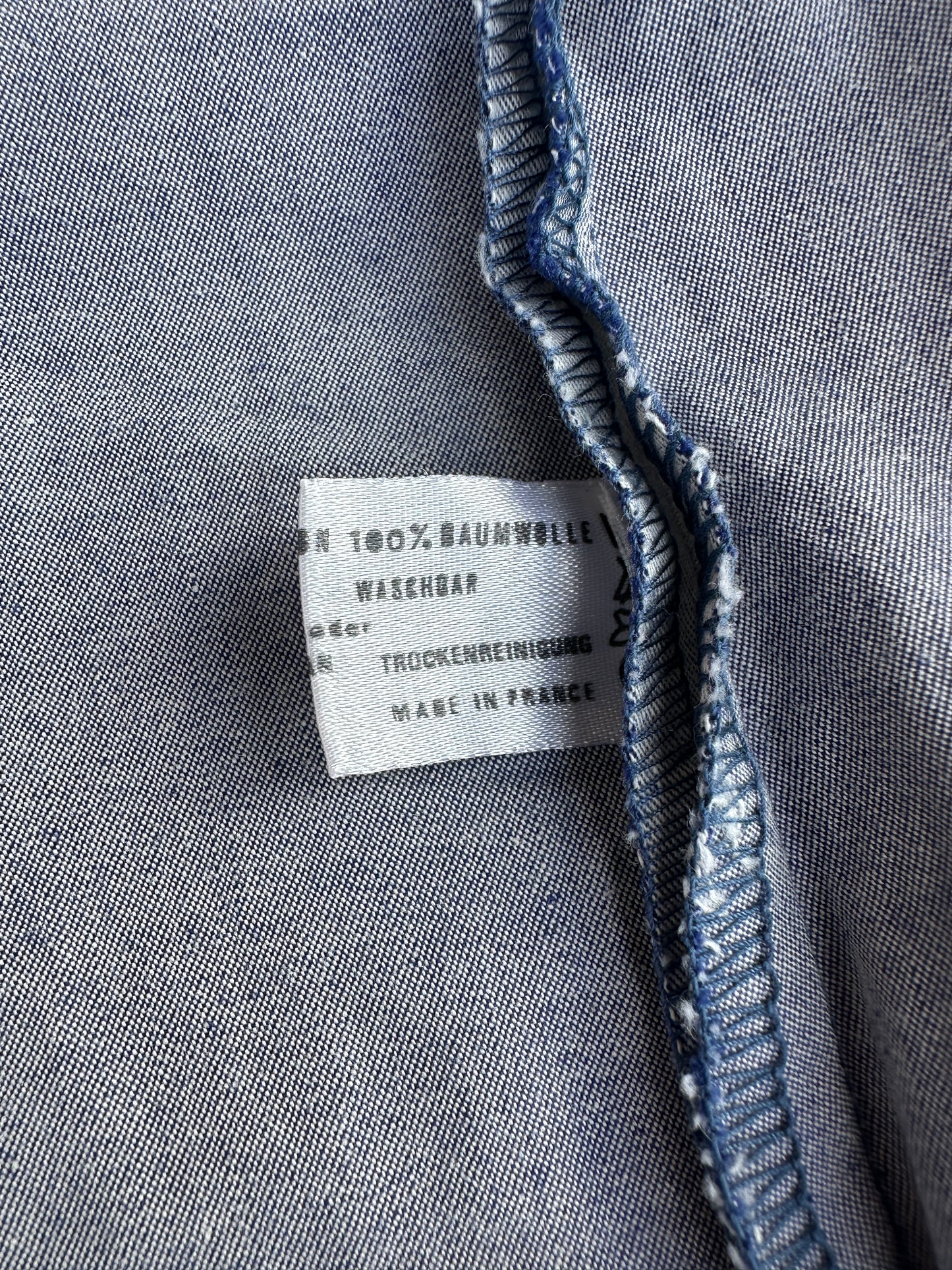 Robe en denim léger bleu clair Burberry vintage authentique