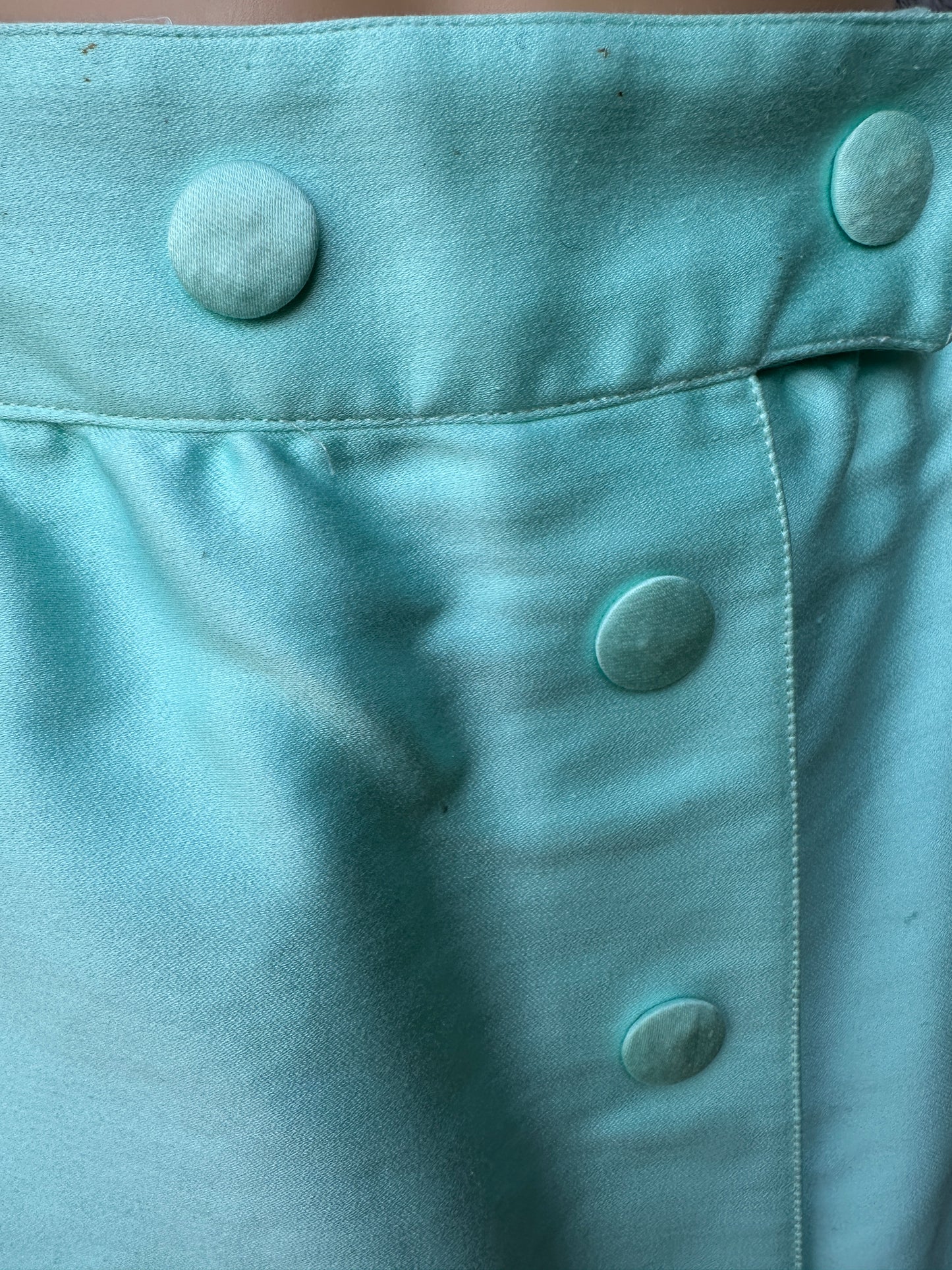 Jupe satinée  menthe en coton Courrèges Paris vintage authentique
