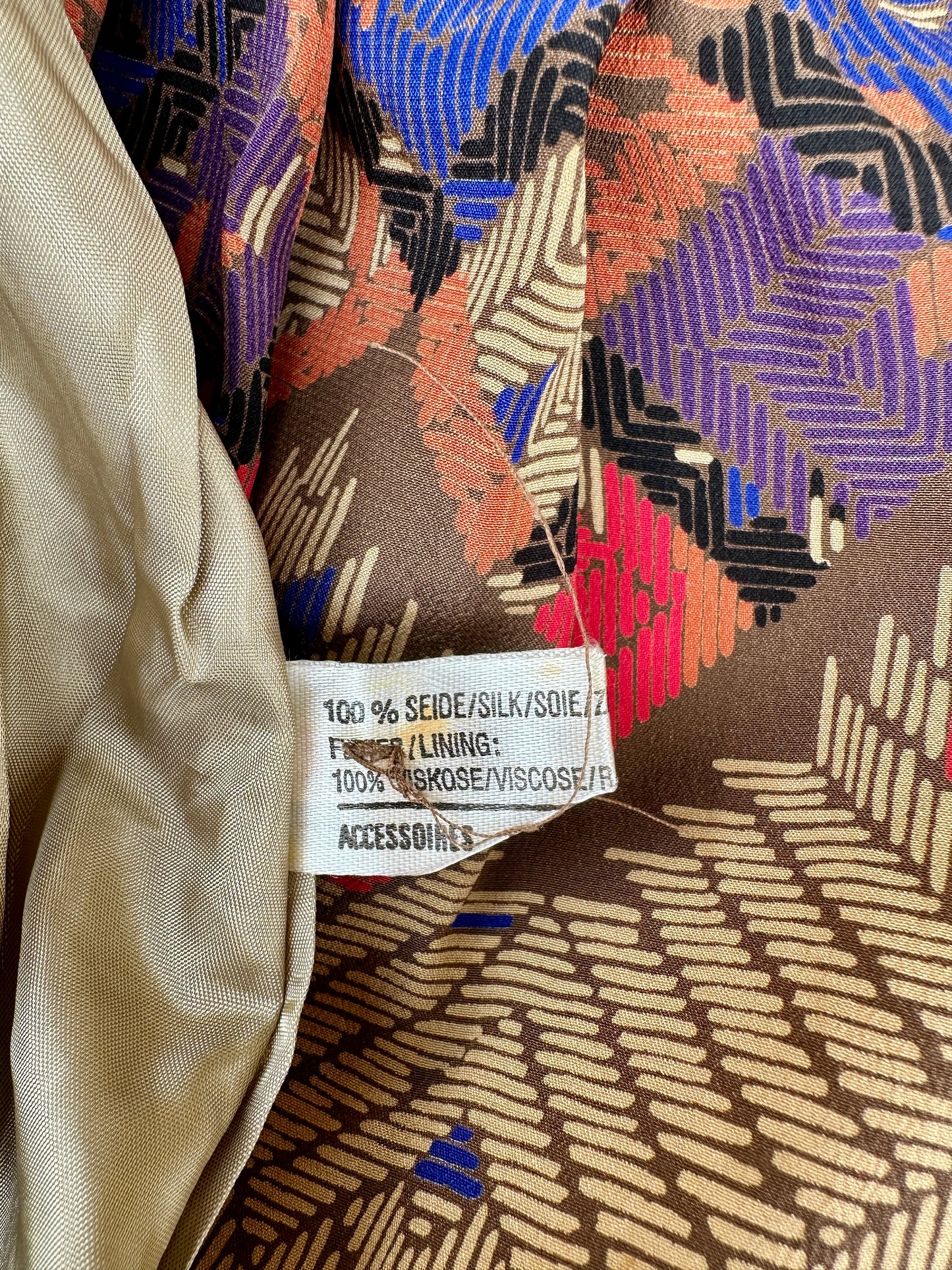 Robe longue Louis Féraud Paris en soie imprimée des années 70