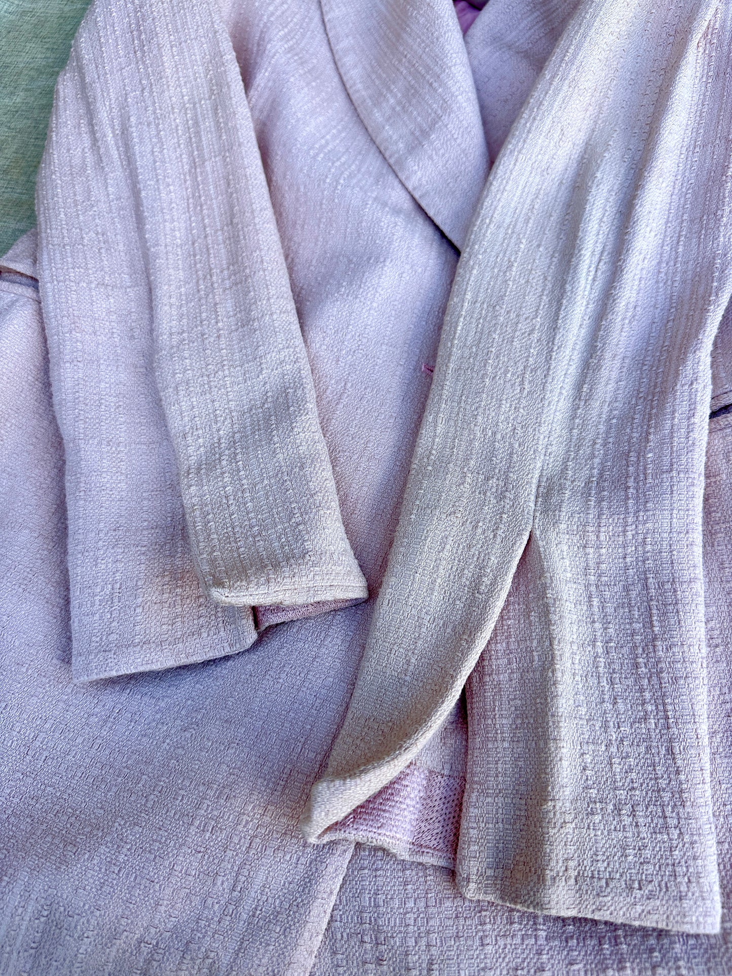 Ensemble tailleur en soie sauvage rose poudré Gianfranco Ferré neuf