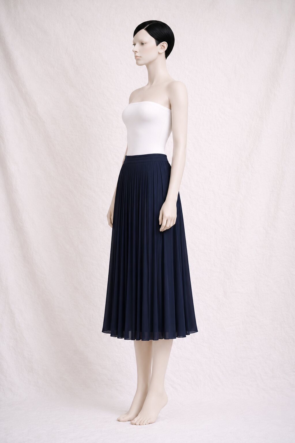 Jupe Plissée en Soie Bleu Marine Vintage Louis Féraud Paris