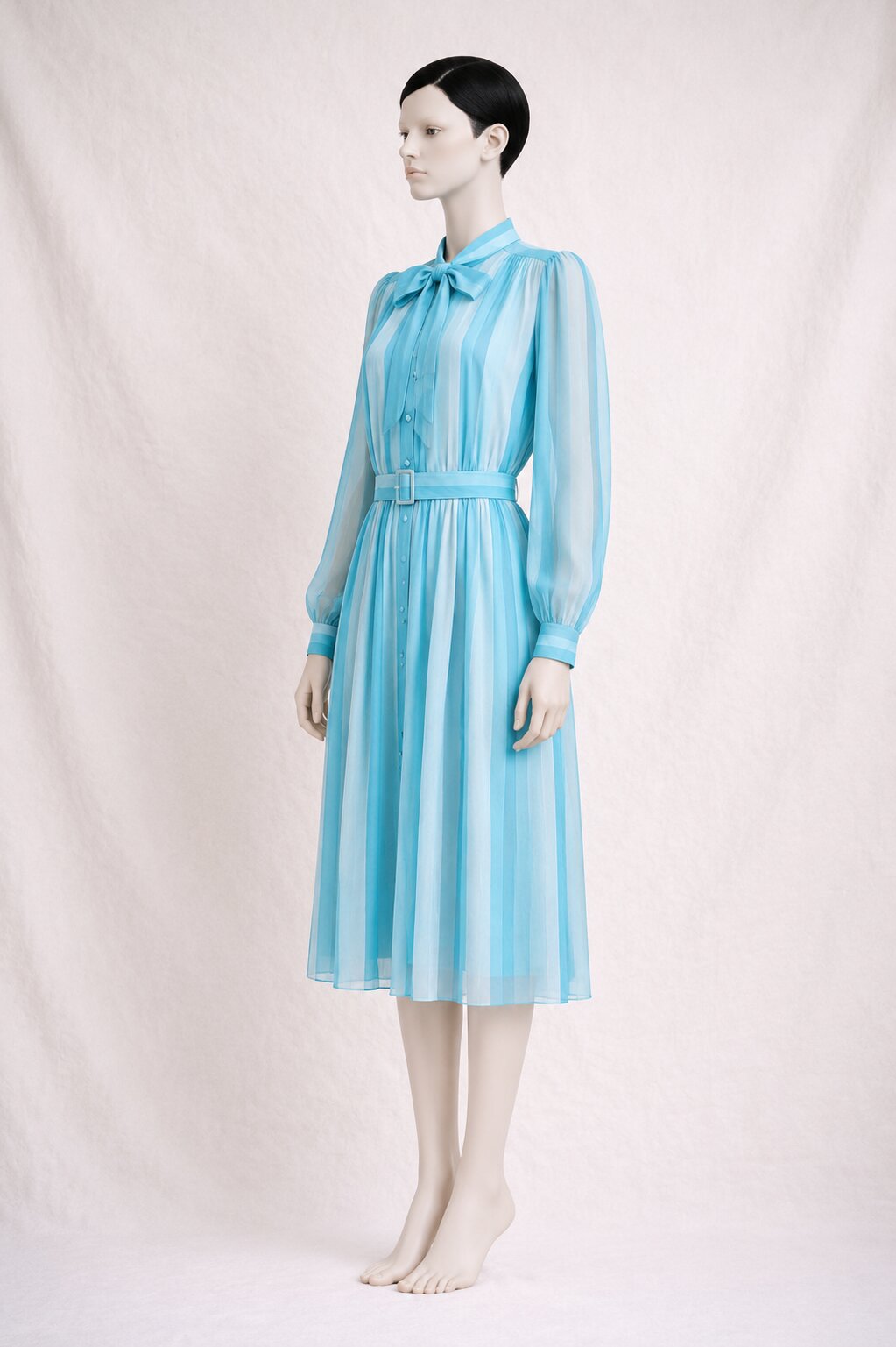 Summer silk dress azure Louis Féraud Paris vintage