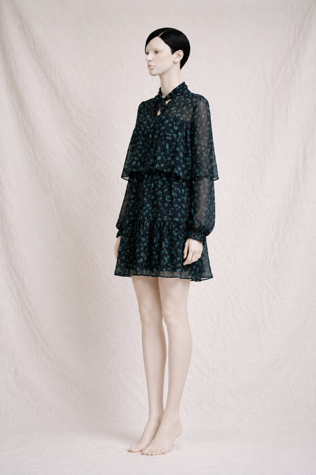 Robe courte en laine et soie verte Vanessa Seward