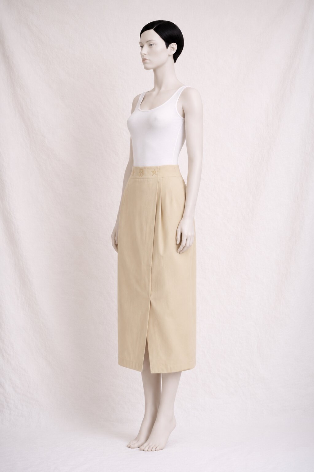 Authentic vintage yellow sand Burberry long skirt