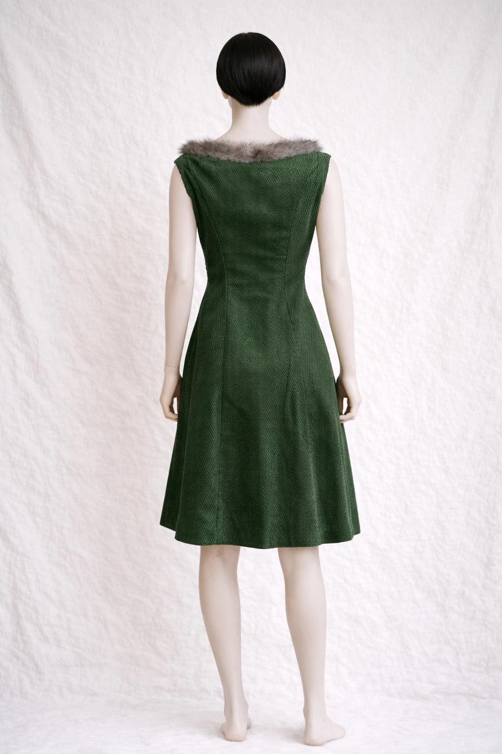 Robe vintage en velours vert des années 1950
