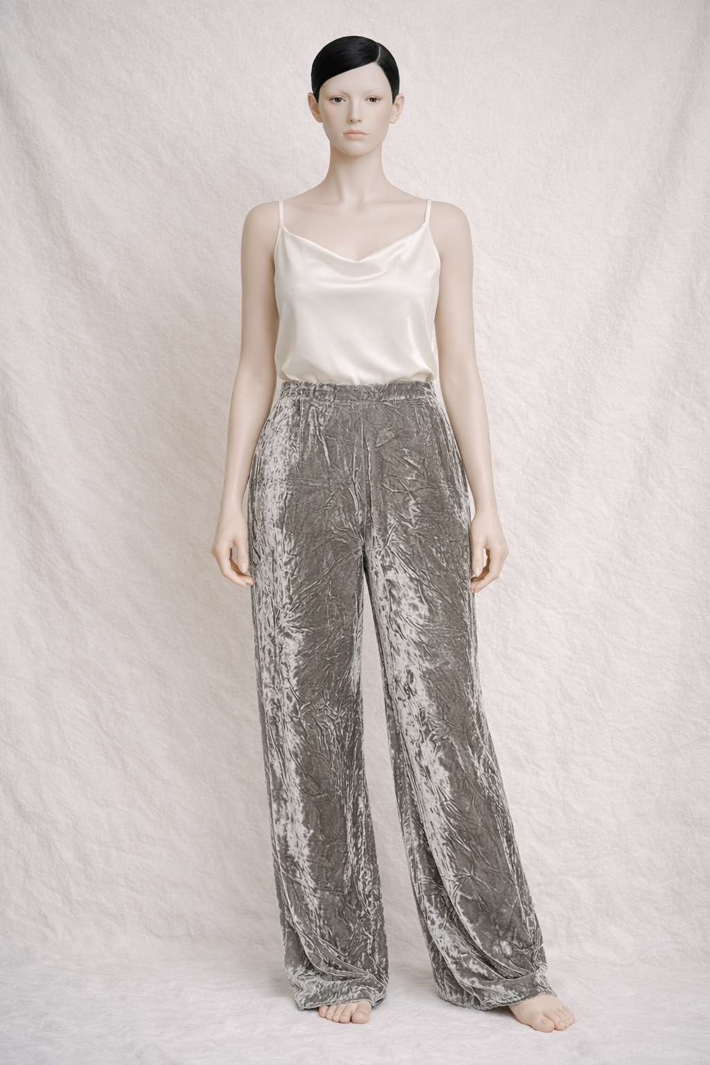 Pantalon taille haute Gianfranco Ferré en velours de soie argenté neuf