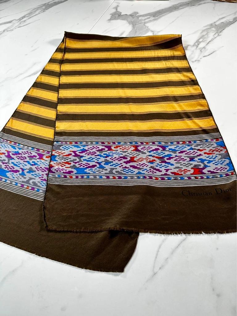 Foulard en soie Christian Dior vintage