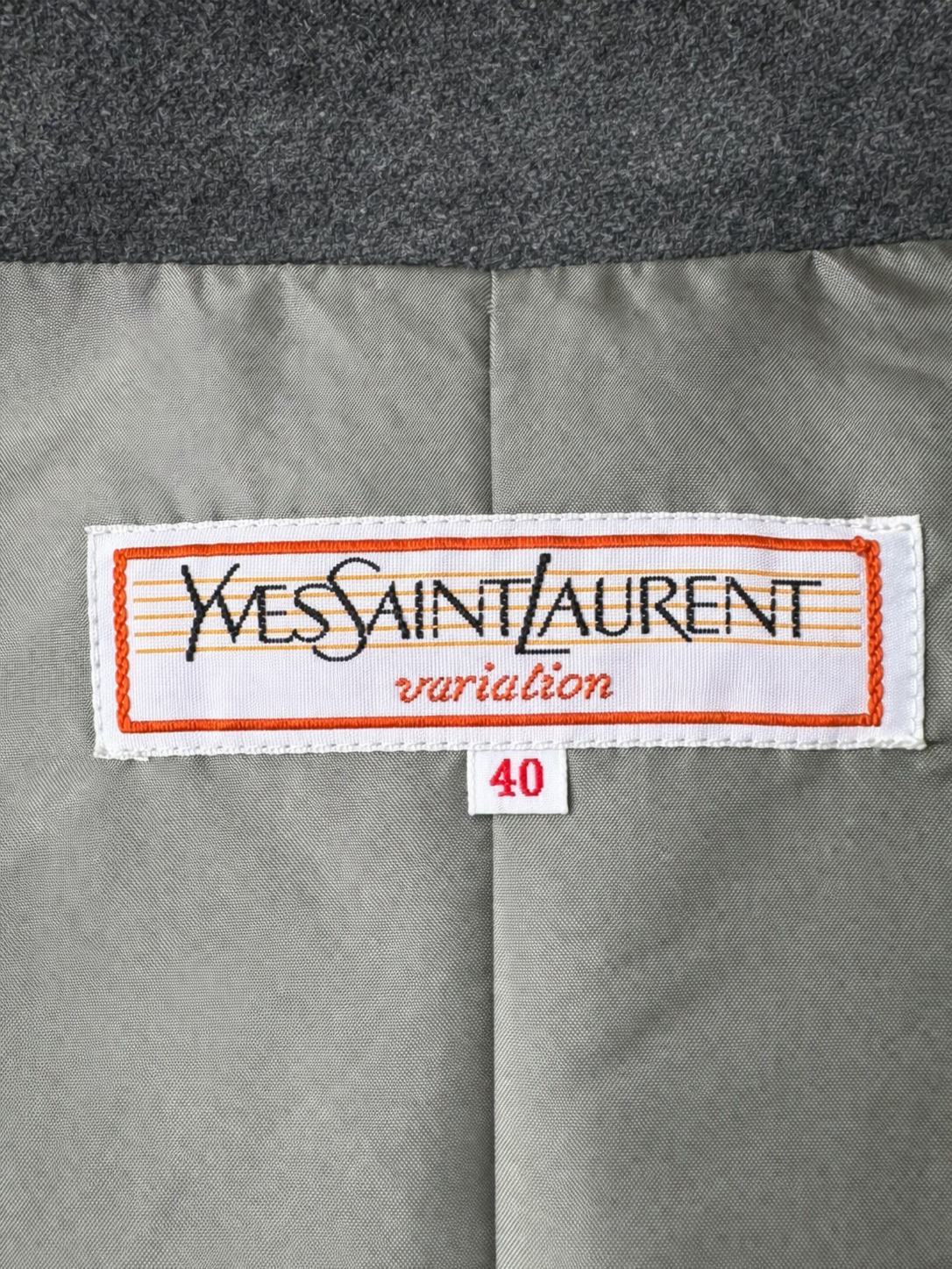 Jupe midi en laine grise Yves Saint Laurent vintage