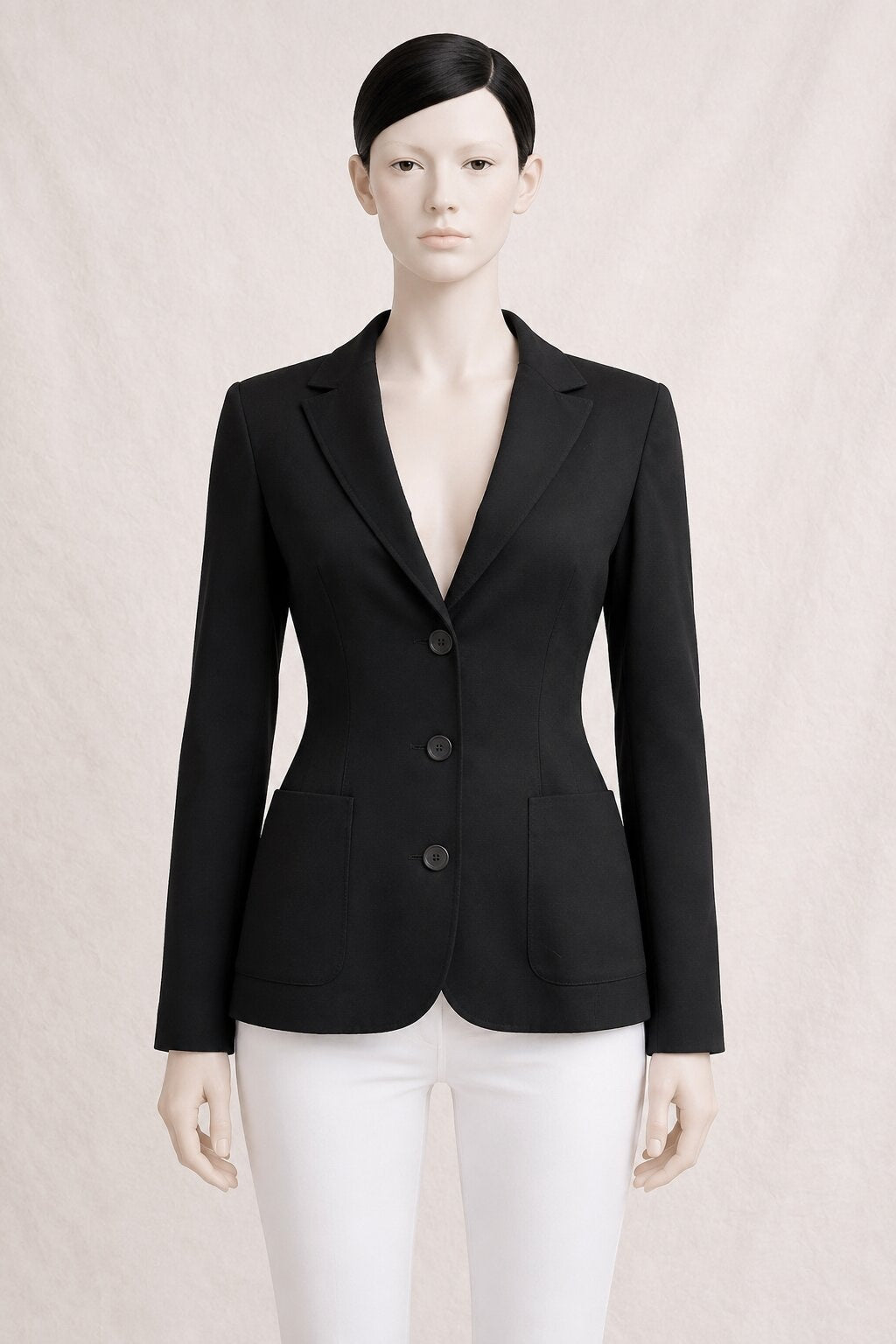 Long black viscose blazer by Tara Jarmon