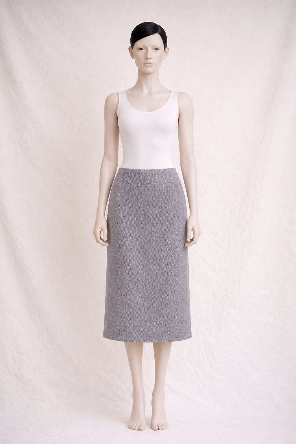 Long Givenchy skirt in grey wool and authentic vintage lily