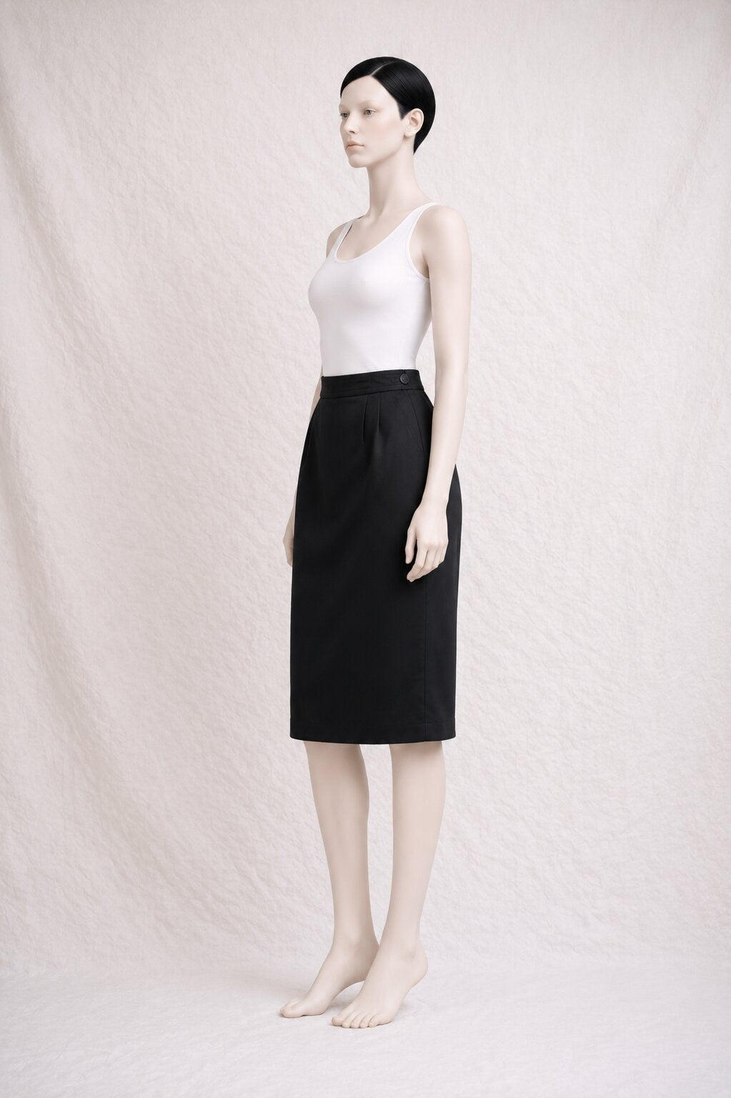 Jupe crayon Yves Saint Laurent en laine noire vintage authentique