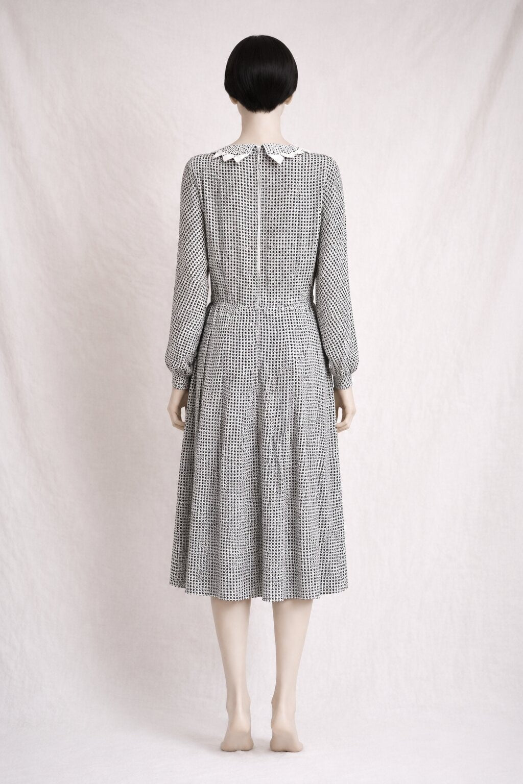 Robe Vintage Authentique Nina Ricci en Soie Blanche et Noire