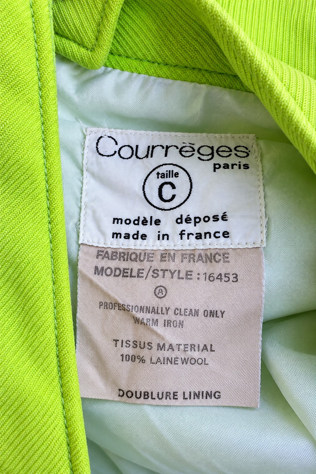 Pantalon iconique Courrèges en laine jaune citron vintage authentique