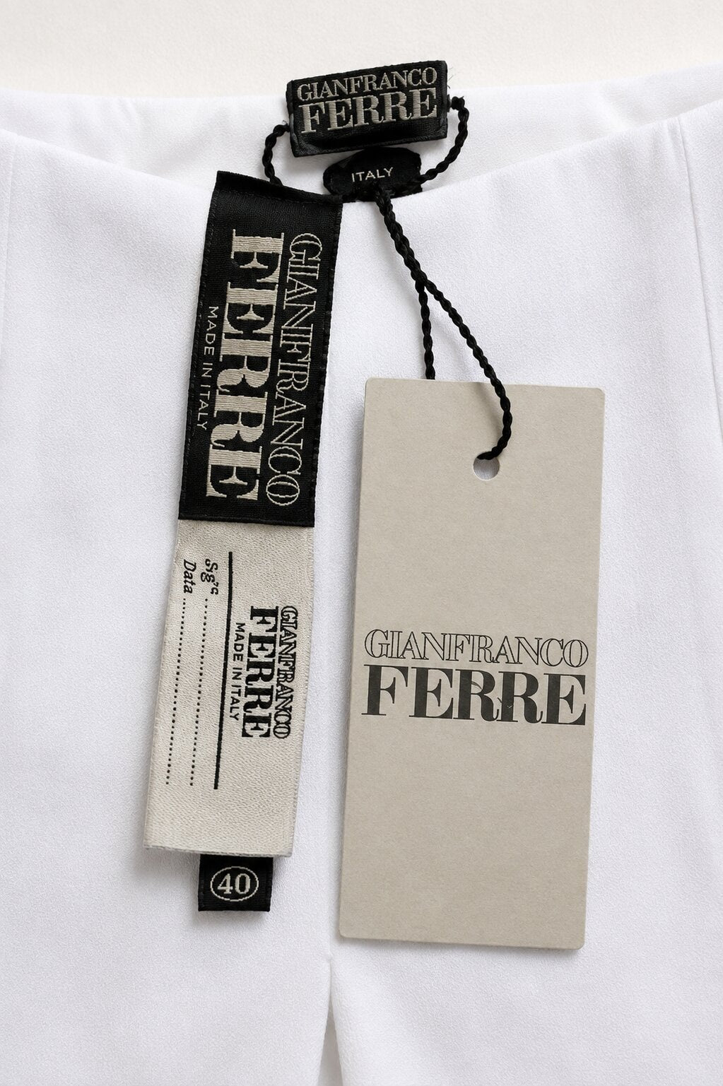 Gianfranco Ferré Vintage Authentic White Viscose Trousers