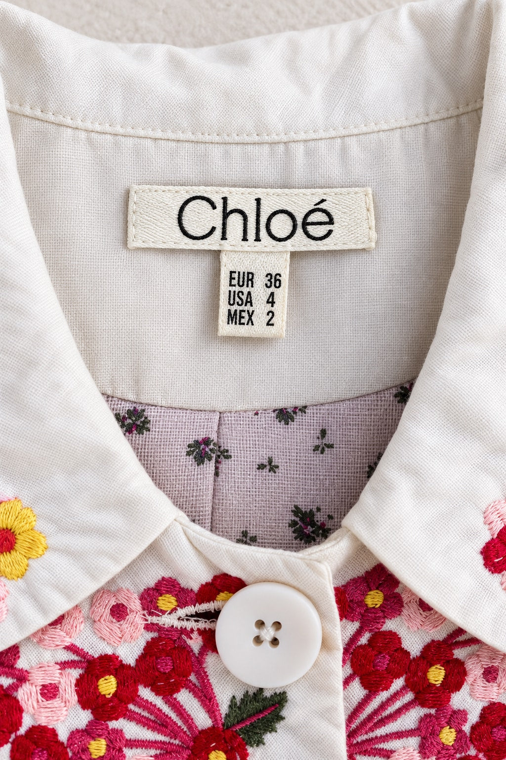 Trench Chloé en coton crème et broderie rouge authentique