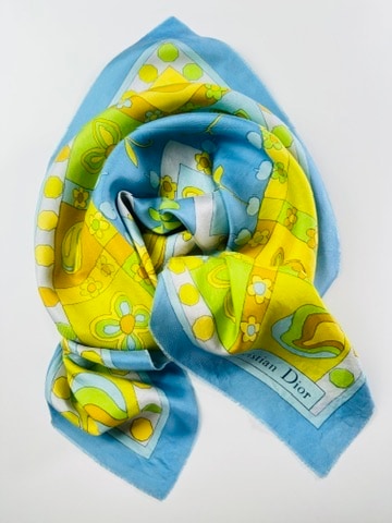 Carré Christian Dior en soie bleu et jaune motif floral vintage authentique