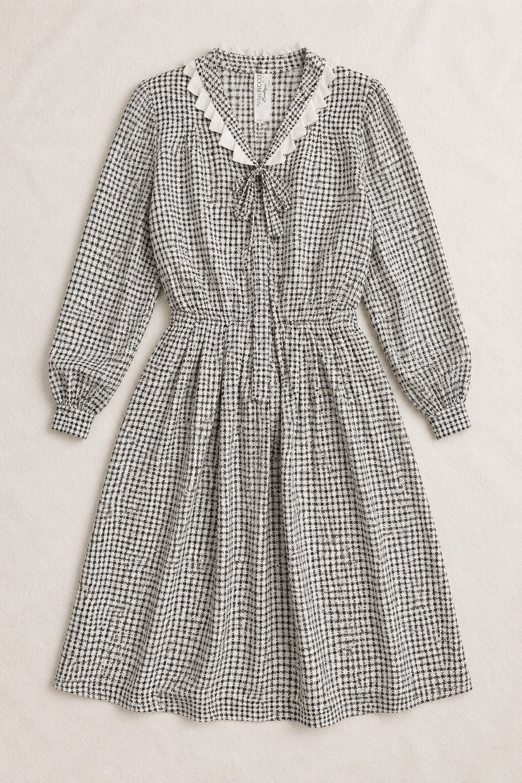 Robe Vintage Authentique Nina Ricci en Soie Blanche et Noire