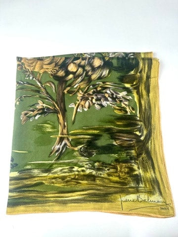 Carré Pierre Balmain en soie verte et jaune motif automne floral vintage authentique