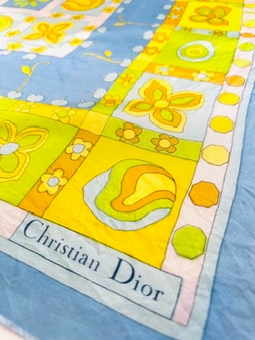 Carré Christian Dior en soie bleu et jaune motif floral vintage authentique