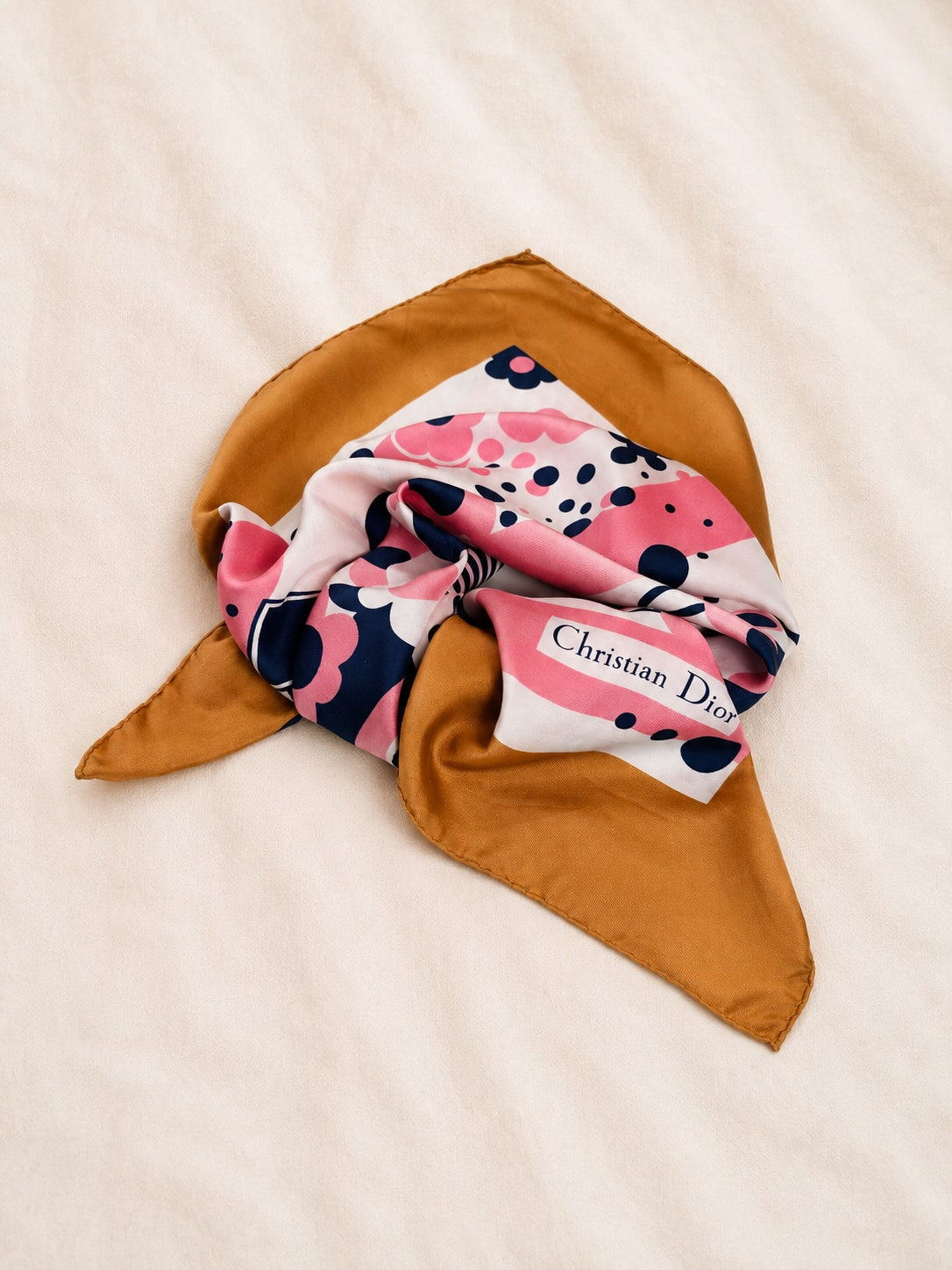 Foulard en soie vintage authentique Christian Dior à motif floral bronze, rose et bleu