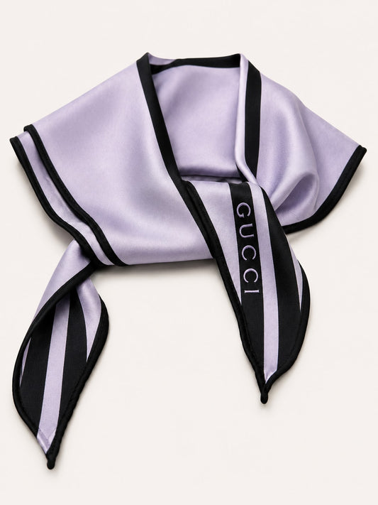 Bandana Gucci en soie lilas et noir motif minimaliste vintage authentique