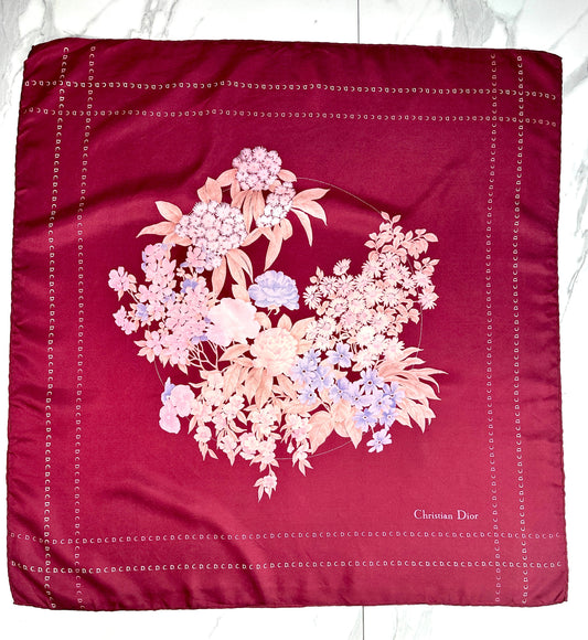 Carré Christian Dior en soie bordeaux et rose motif floral vintage authentique