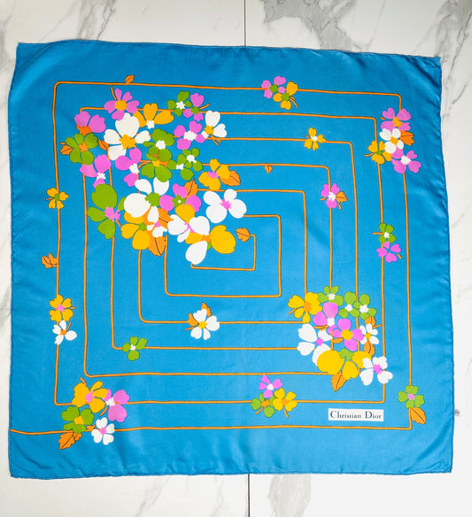 Carré Christian Dior en soie satinée bleu et orange motif floral vintage authentique