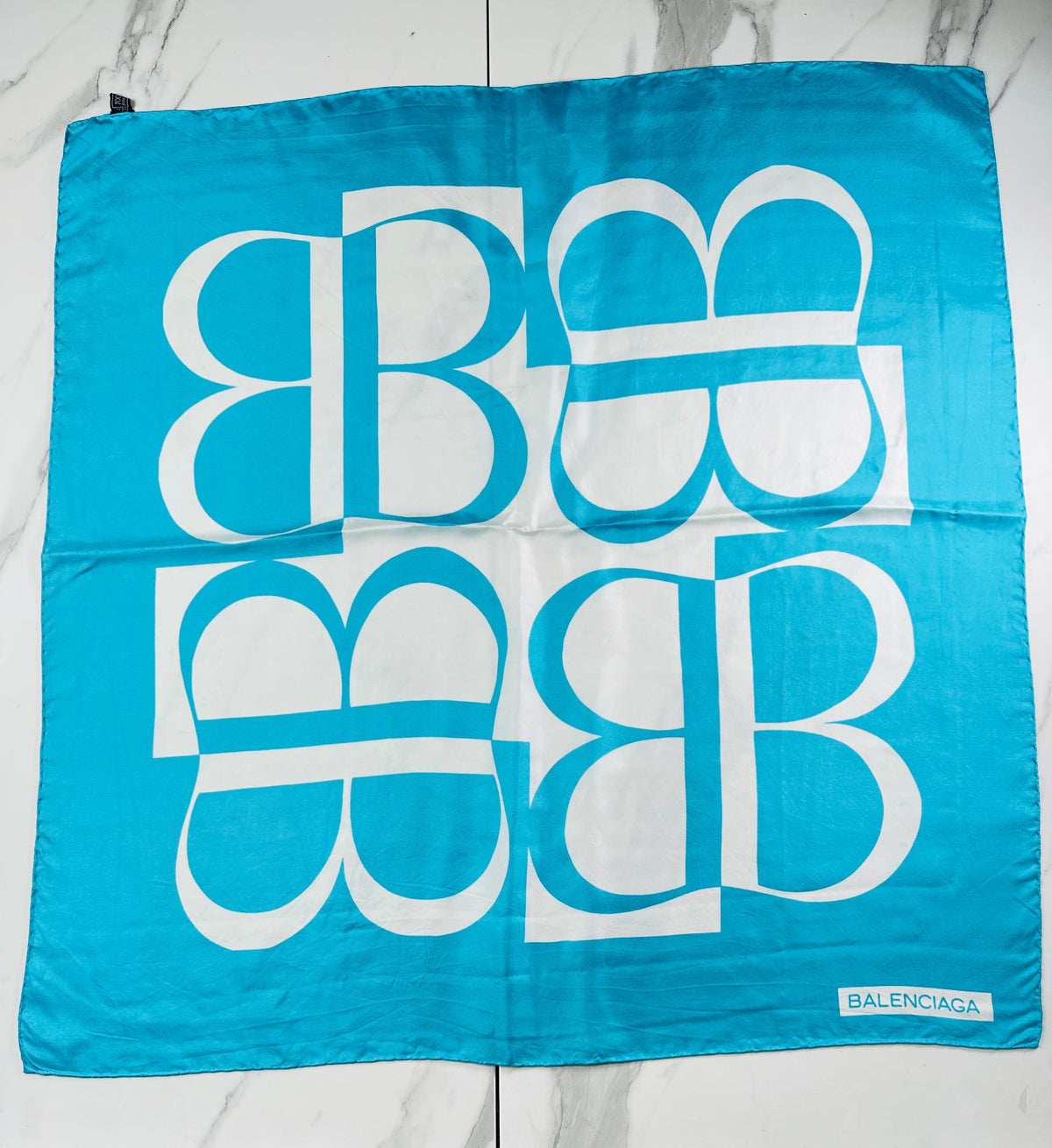 Foulard en soie Balenciaga vintage authentique à motif logo bleu et blanc