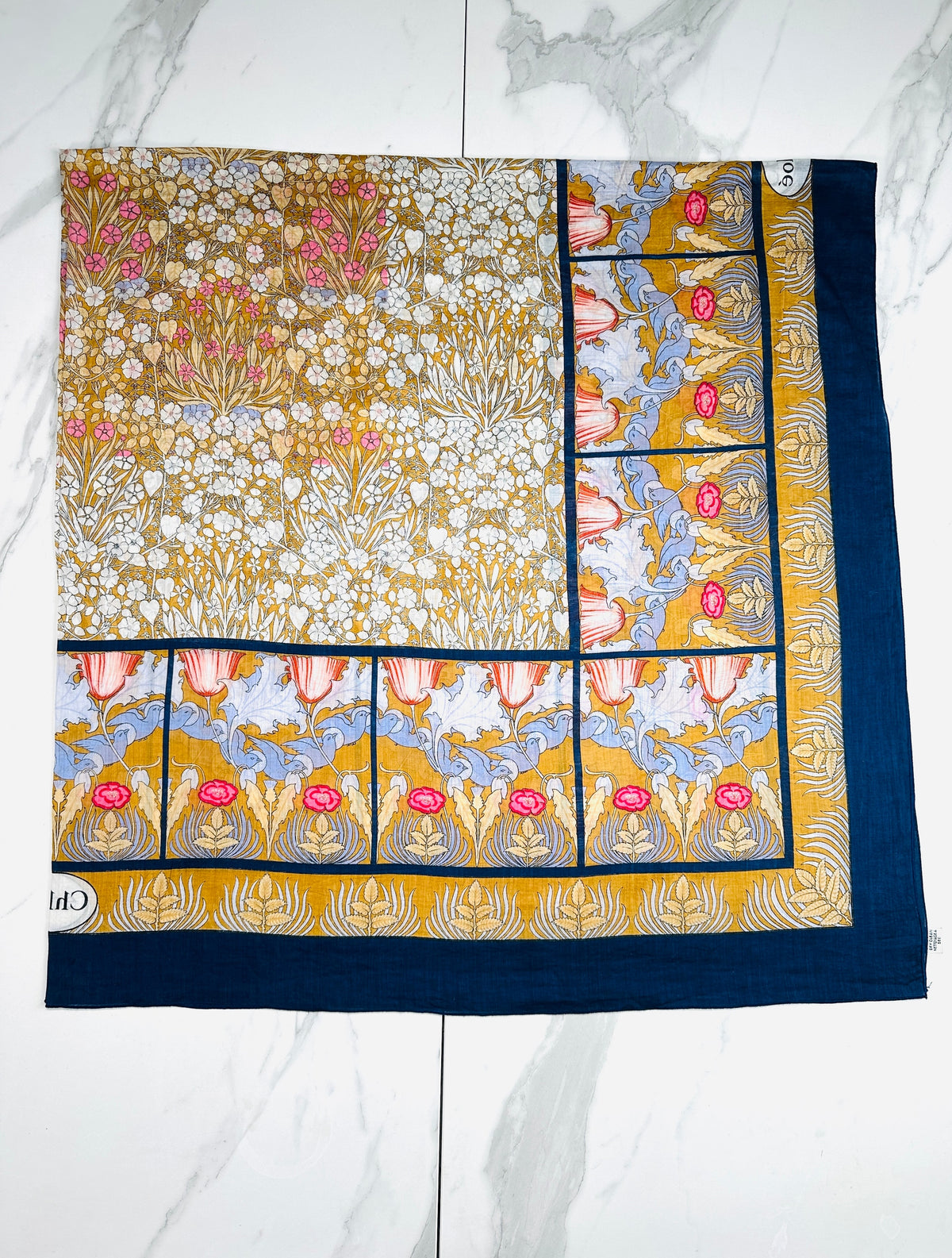 Paréo Chloé en coton bleu marine et ocre motif floral vintage authentique
