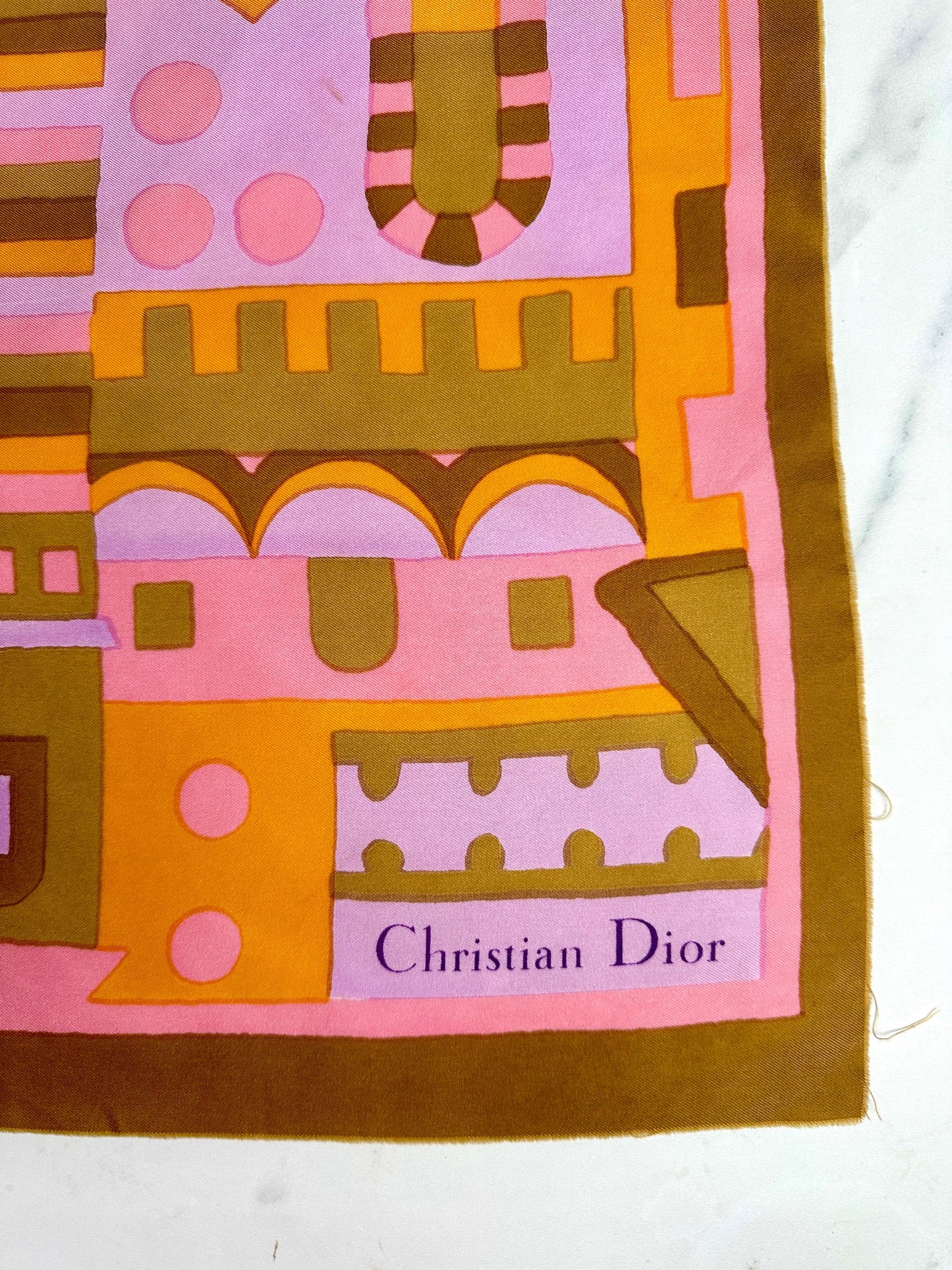 Carré Christian Dior en soie bronze et orange motif géométrique vintage authentique
