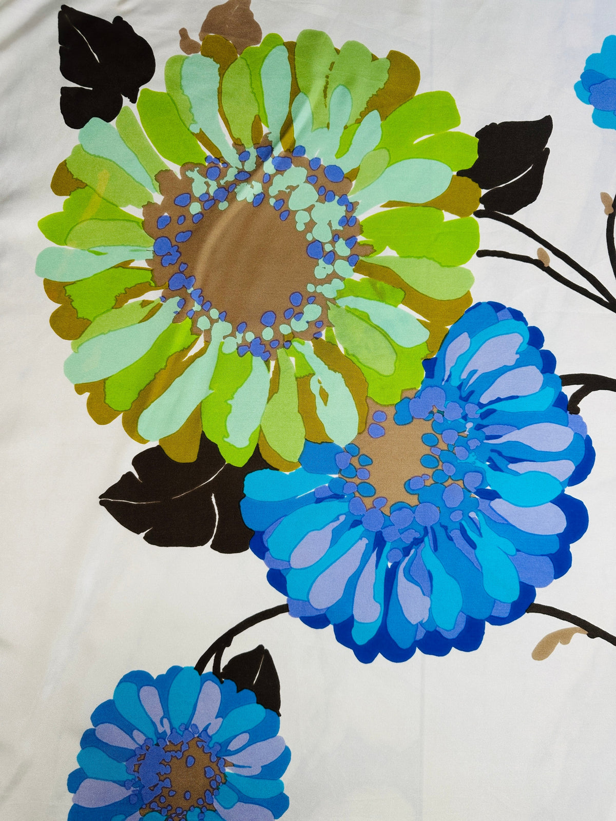Foulard en soie vintage authentique Christian Dior ivoire et bleu à motif floral