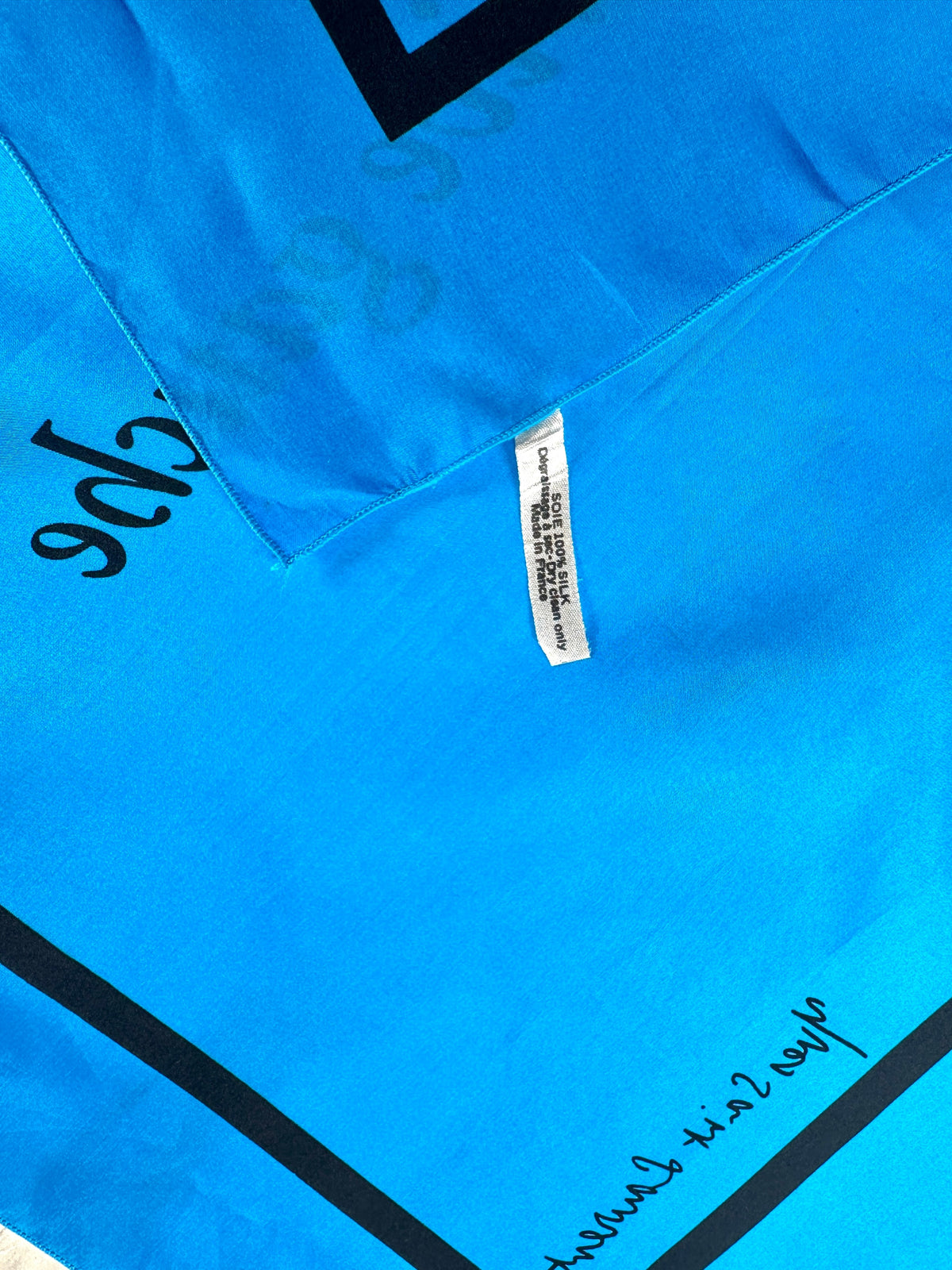 Mini Foulard en Soie Bleu Vintage Authentique Yves Saint Laurent Rive Gauche
