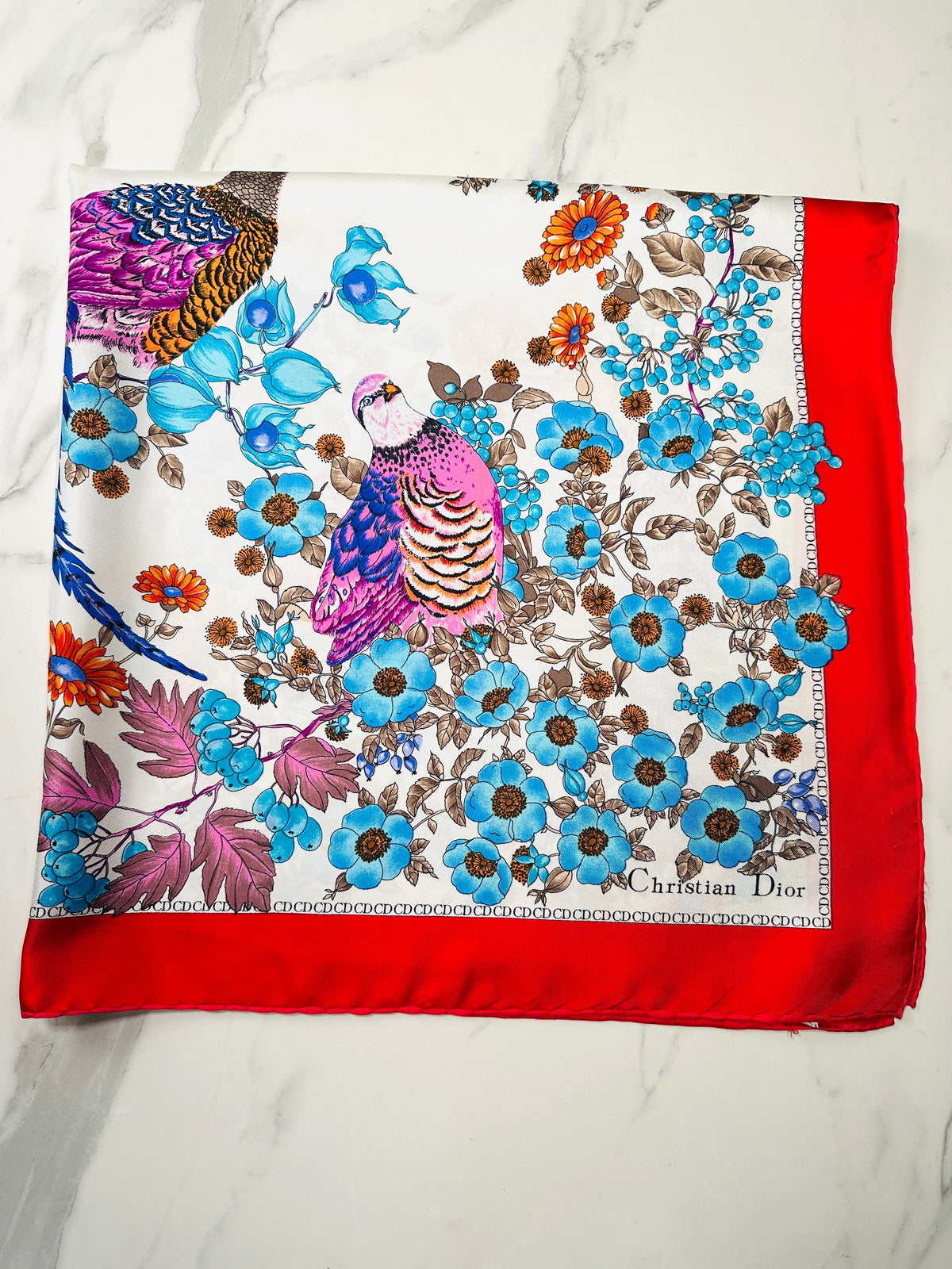 Grand foulard Christian Dior en soie rouge et blanche avec motif floral vintage authentique
