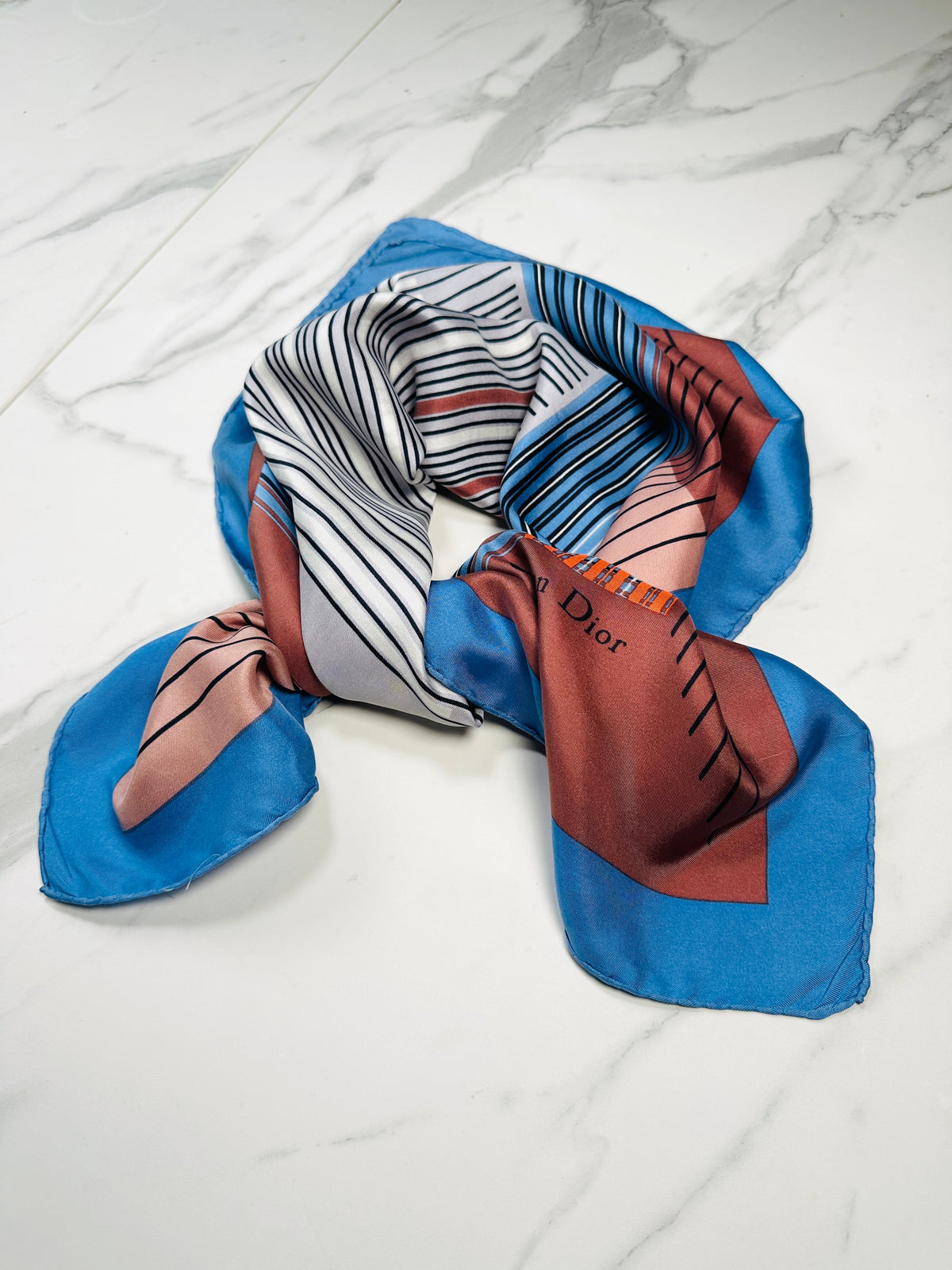 Foulard Dior Vintage Authentique en Soie à Motif Géométrique Bleu et Bronze